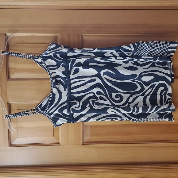 Roxy Blue/ White Patterned Women's Long  Tank - Picture 3 of 3